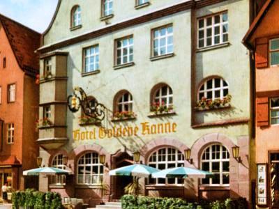 Piazza Hotel