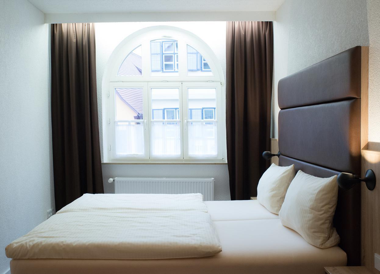 Piazza Hotel 3*