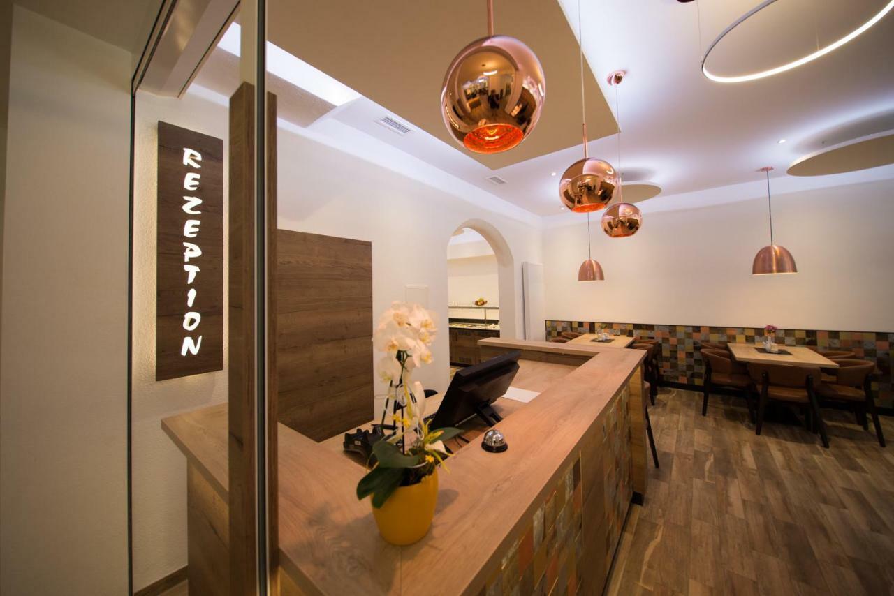 Hotel Piazza 3*